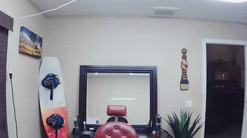 Snapshot of sam_papithebarber chatting on December 30, 2024, 2:53 am sam_papithebarber online show from December 30, 2024, 2:53 am