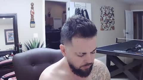 Snapshot of sam_papithebarber chatting on December 30, 2024, 8:10 am sam_papithebarber online show from December 30, 2024, 8:10 am