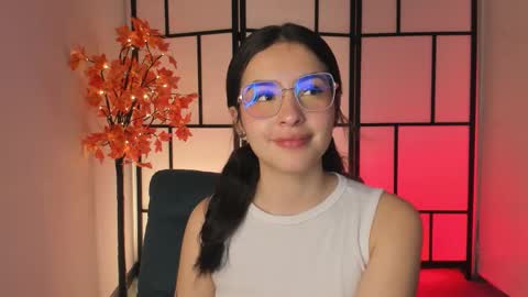 Snapshot of sam_pay chatting on November 19, 2025, 1:00 pm Sam online show from November 19, 2025, 1:00 pm