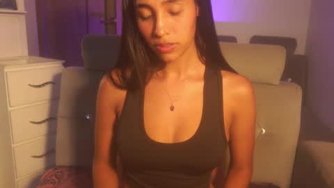 Samantha Roberts online show from January 14, 2026, 7:19 pm