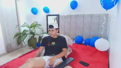 Snapshot of sam_tnt9 chatting on March 28, 2026, 11:15 pm sam_tnt9 online show from March 28, 2026, 11:15 pm