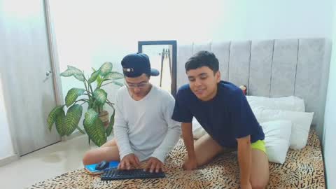 Snapshot of sam_tnt9 chatting on March 30, 2026, 5:47 pm sam_tnt9 online show from March 30, 2026, 5:47 pm