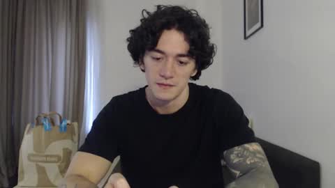 Snapshot of sam_winchest chatting on January 18, 2026, 3:16 pm Sam online show from January 18, 2026, 3:16 pm