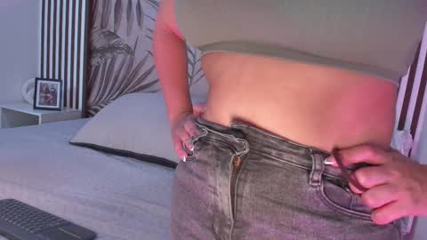 Snapshot of samaantha_white_ chatting on September 23, 2025, 11:24 am Samaantha online show from September 23, 2025, 11:24 am