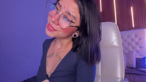samabiecrussie online show from May 4, 2026, 11:01 pm