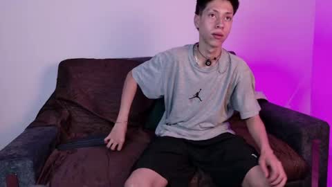 Snapshot of samael_oa chatting on May 11, 2026, 7:44 pm samael online show from May 11, 2026, 7:44 pm