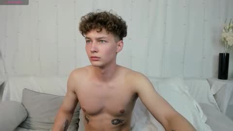 Sam online show from September 14, 2025, 1:54 pm
