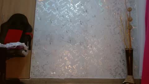Snapshot of samanta_brownn_ chatting on February 19, 2025, 3:05 pm samanta online show from February 19, 2025, 3:05 pm