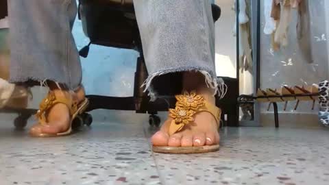 samanta online show from December 19, 2025, 11:39 am