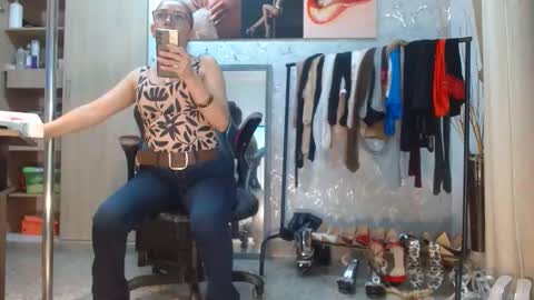 samanta online show from April 25, 2026, 11:13 am