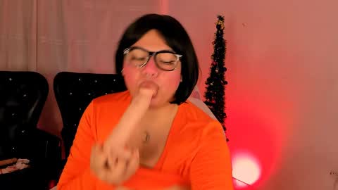 Snapshot of samanta_cutee1 chatting on January 3, 2025, 11:35 am SAMANTA online show from January 3, 2025, 11:35 am