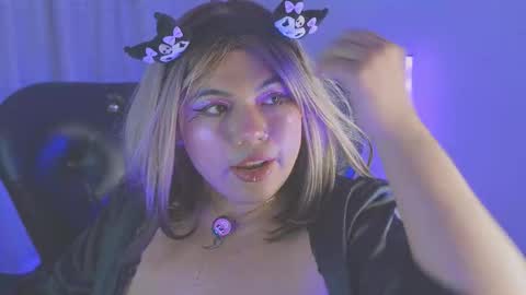 Snapshot of samanta_cutee1 chatting on September 15, 2025, 11:49 pm SAMANTA online show from September 15, 2025, 11:49 pm