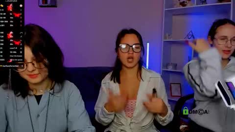 Snapshot of samanta_hotty chatting on October 17, 2025, 8:00 pm samanta_hotty online show from October 17, 2025, 8:00 pm