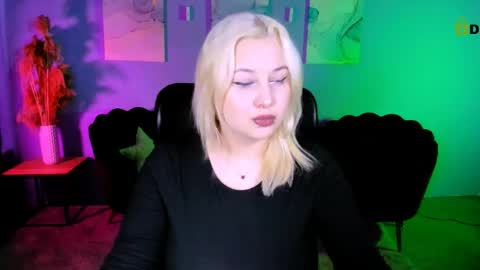 samanta_hotty online show from May 4, 2026, 8:54 am