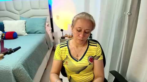 Samanta Stone online show from June 23, 2026, 11:36 pm