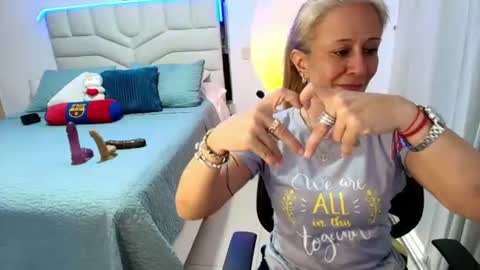 Samanta Stone online show from July 2, 2026, 9:32 pm