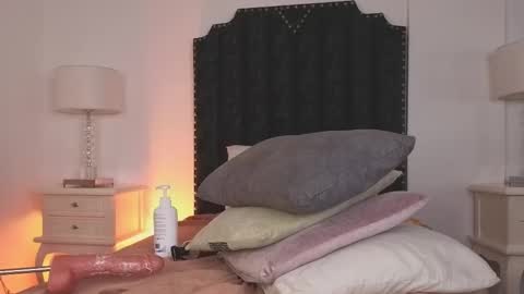 Snapshot of samanta_william chatting on September 18, 2025, 2:57 am samanta online show from September 18, 2025, 2:57 am