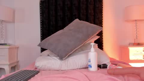  samanta  online show from November 23, 2025, 2:55 am