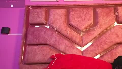 samantaa_liov online show from August 6, 2026, 7:49 pm