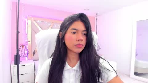 sam  online show from May 10, 2026, 4:39 am