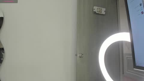 Snapshot of samantamarquez chatting on October 19, 2025, 7:25 pm Samanta online show from October 19, 2025, 7:25 pm