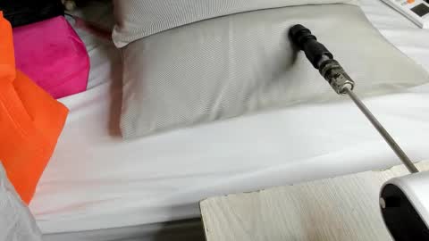 SAMANTA  online show from February 5, 2026, 3:44 am