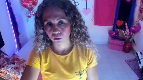 Samanthasmile  online show from February 11, 2025, 3:08 am