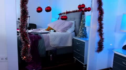 Samantha Vega online show from December 24, 2024, 2:43 am