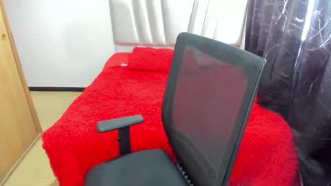 Samantha  online show from October 28, 2025, 2:42 pm