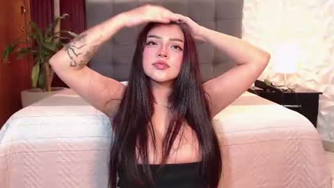 SAMANTHA online show from August 3, 2026, 10:57 pm