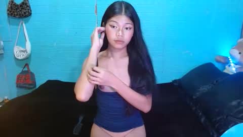 Snapshot of samantha_clariss chatting on October 23, 2025, 7:29 am samantha_clariss online show from October 23, 2025, 7:29 am