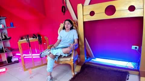 Aiko  Samantha  online show from December 7, 2024, 12:13 pm