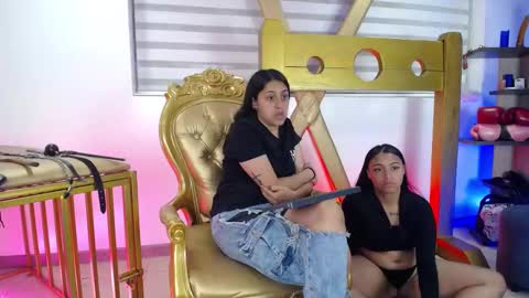  Aiko  Samantha  online show from February 25, 2025, 5:52 am
