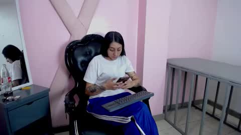  Aiko  Samantha  online show from September 15, 2025, 10:54 pm