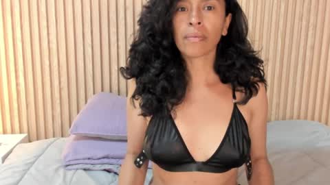 Snapshot of samantha_duart3 chatting on April 23, 2026, 11:42 am samantha_duart3 online show from April 23, 2026, 11:42 am