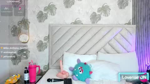 Samantha  online show from February 6, 2025, 7:45 am