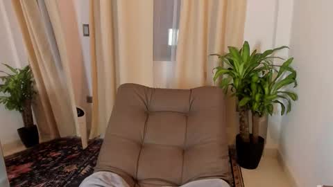 Samantha Ferrec online show from November 15, 2025, 9:43 pm