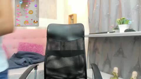    online show from December 19, 2025, 11:06 am