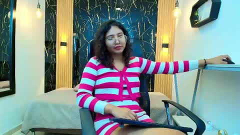 Snapshot of samantha_fox8 chatting on April 27, 2026, 11:08 am online show from April 27, 2026, 11:08 am