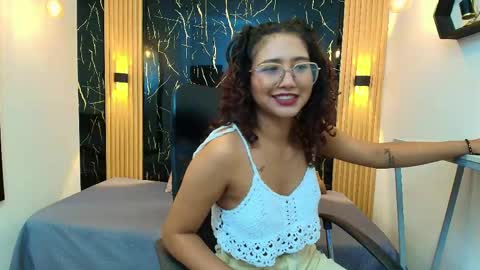 Snapshot of samantha_fox8 chatting on May 11, 2026, 11:16 am online show from May 11, 2026, 11:16 am