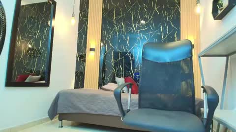 Snapshot of samantha_fox8 chatting on May 15, 2026, 10:55 am online show from May 15, 2026, 10:55 am