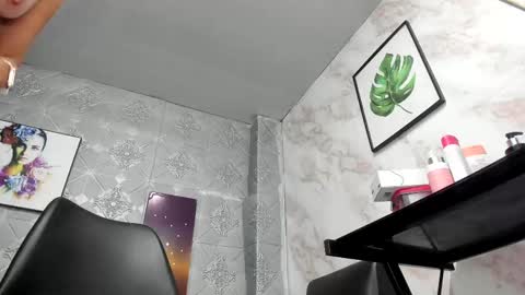 Snapshot of samantha_milfs chatting on March 6, 2025, 11:03 am samantha_milfs online show from March 6, 2025, 11:03 am