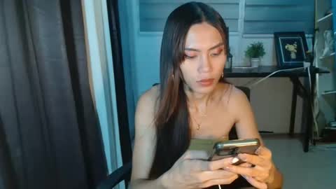 sam  tiara online show from April 25, 2026, 12:41 pm