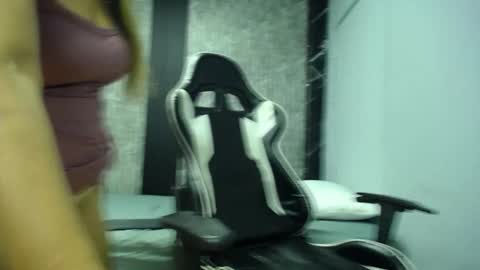 samantha_river online show from February 3, 2026, 10:37 pm