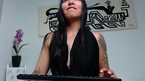 samantha_vaker online show from June 13, 2026, 8:51 pm