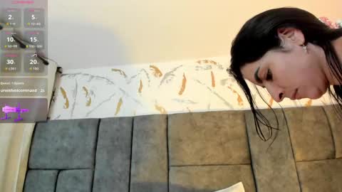 Snapshot of samantha_velle chatting on May 16, 2026, 2:19 am samantha_velle online show from May 16, 2026, 2:19 am