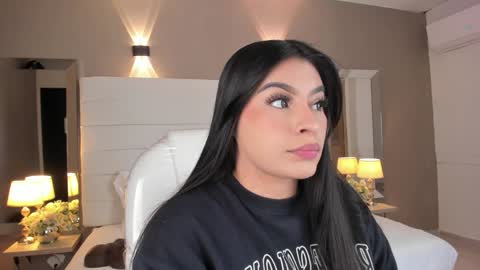  Samanthaa online show from January 6, 2025, 12:46 pm