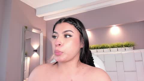  Samanthaa online show from January 9, 2025, 9:59 am