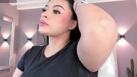  Samanthaa online show from February 18, 2025, 3:31 am