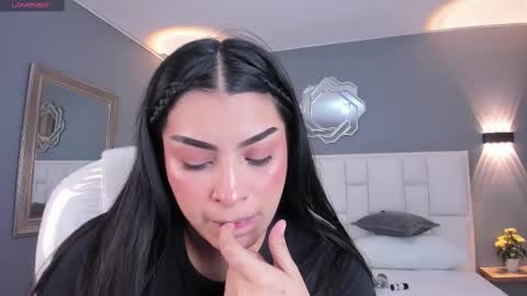 Snapshot of samanthaa_22_ chatting on October 14, 2025, 11:44 am  Samanthaa online show from October 14, 2025, 11:44 am